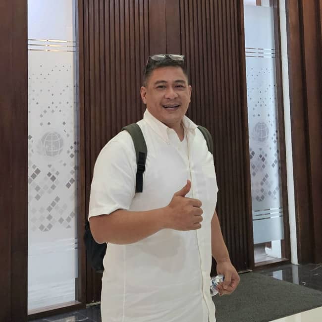 TRANSPORTASI MASSAL, PERUMAHAN DAN KENYAMANAN EKONOMI MASYARAKAT DI KOTA MANADO