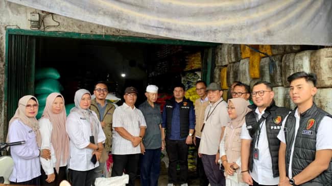 Krimsus Polres Sarolangun, Bersama Satgas Pangan Polda Jambi dan Pemprov Jambi, Sidak Harga Beras di Kabupaten Sarolangun, Awasi Harga Sesuai HET.