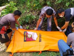 Masyarakat desa Kampung Tujuh CNG Temukan Mayat Laki Laki, Polisi Langsung olah TKP