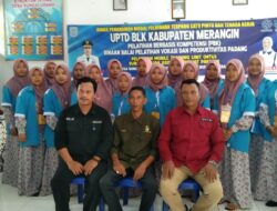 Pemdes Desa Sungai Udang Bersama BLK Kabupaten Merangin Melakukan Penutupan Kegiatan Pelatihan Menjahit 